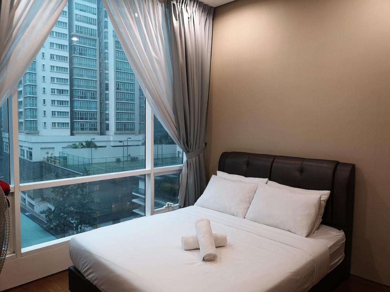 Soho Suites Klcc By Pnut Klcc View Kuala Lumpur Exteriör bild